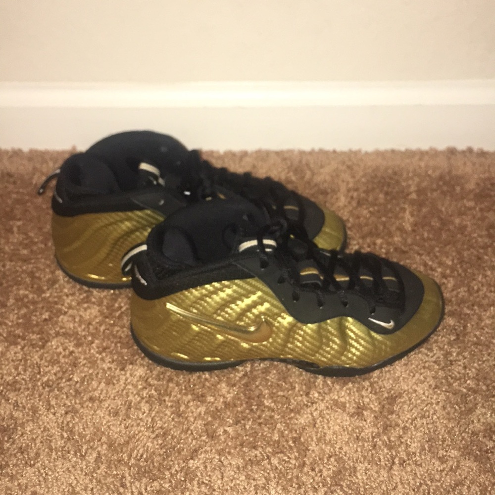 Gold Nike Foamposites
